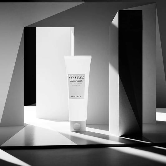 Skin1004 Madagascar Centella Tone Brightening Cleansing Gel Foam 125ml – Καθαριστικός Αφρός με Κεντέλα για Φωτεινότητα και Ομοιομορφία