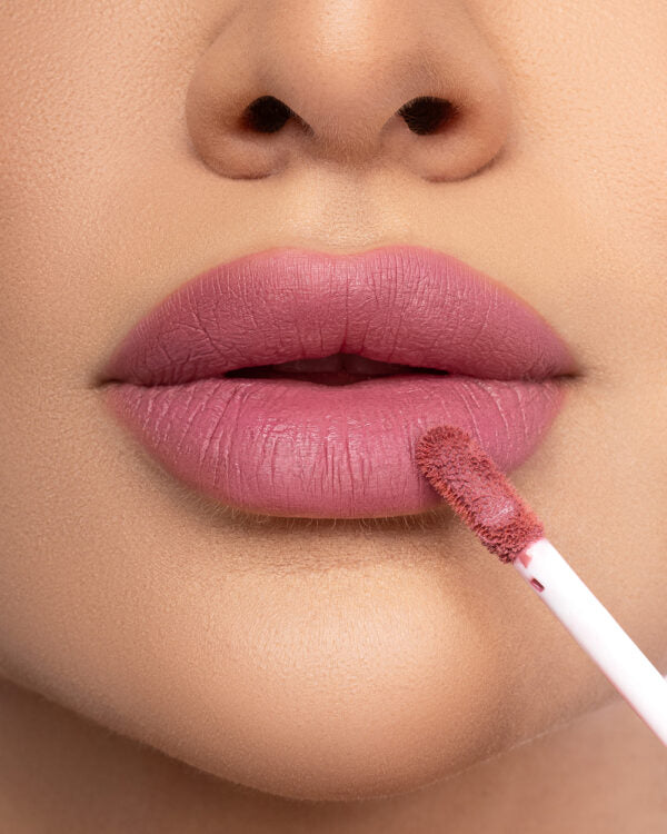 Emmanouela Cosmetics Girly liquid lipstick