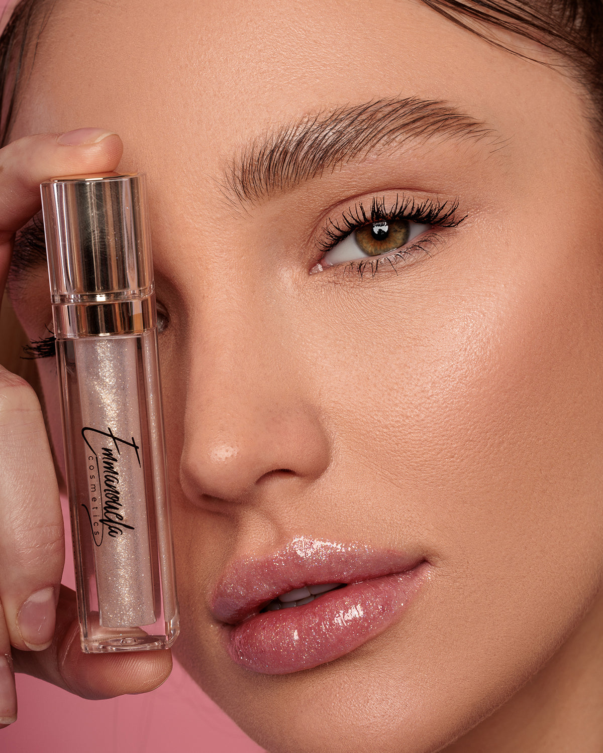 Emmanouela Cosmetics Glitter Lips Glossy Lipstick