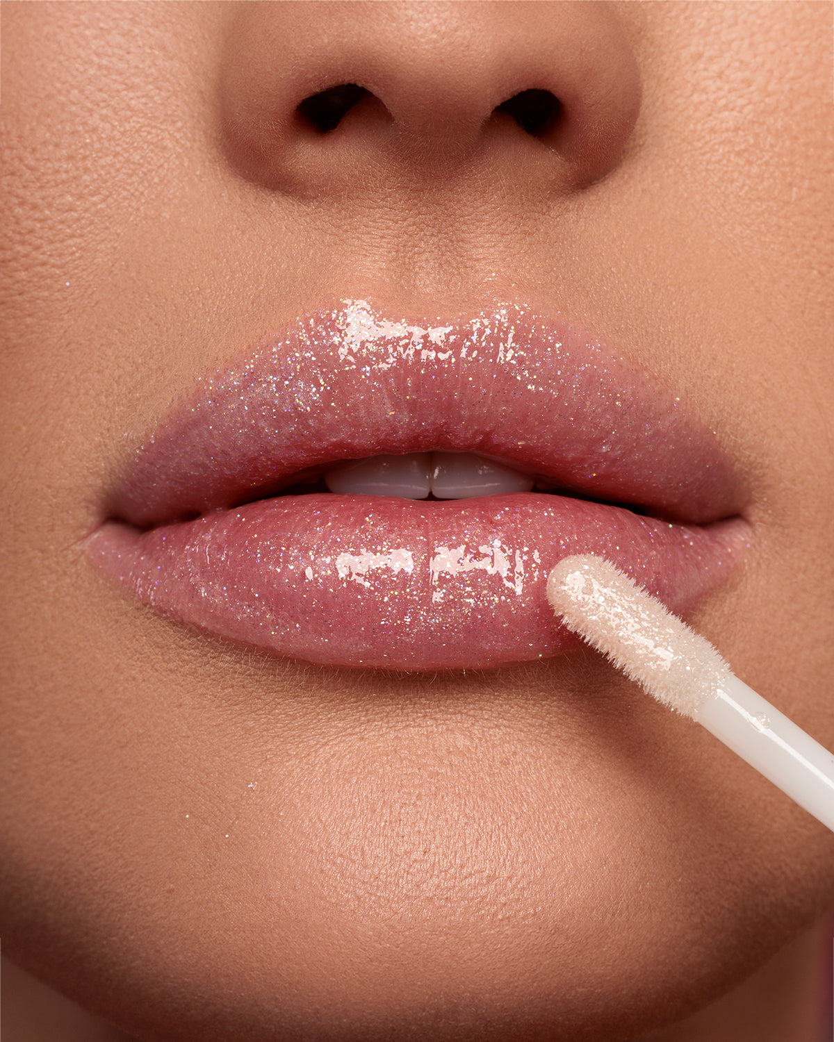 Emmanouela Cosmetics Glitter Lips Glossy Lipstick