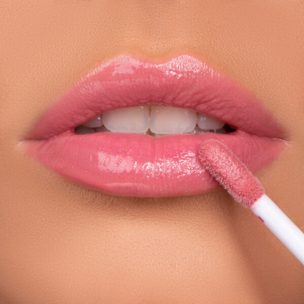 Emmanouela Cosmetics Glossy Lips Glossy Lipstick