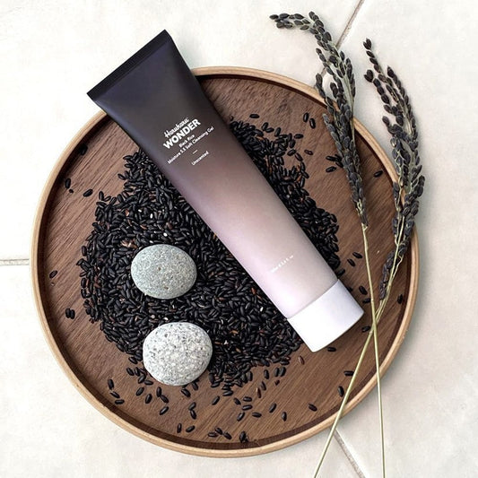 Haruharu Wonder Black Rice Moisture 5.5 Soft Cleansing Gel