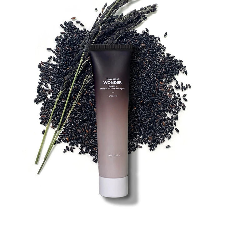 Haruharu Wonder Black Rice Moisture 5.5 Soft Cleansing Gel