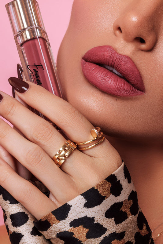 Emmanouela Cosmetics Hollywood liquid lipstick