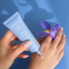 Apivita Promo Aqua Beelicious Hydrating Fluid Cream Tinted SPF30, 40ml & Booster, 10ml & Cleansing Gel, 5ml
